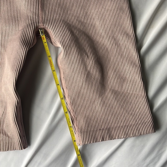 Calvin Klein performance ribbed shorts NWOT - Picture 3 of 4